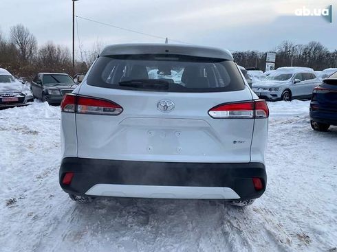 Toyota Corolla Cross 2025 - фото 6