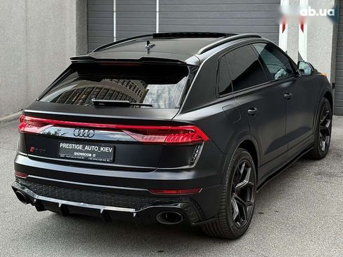 Audi RS Q8 2020 - фото 19