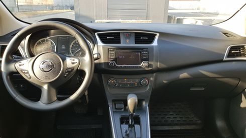 Nissan Sentra 2018 черный - фото 18