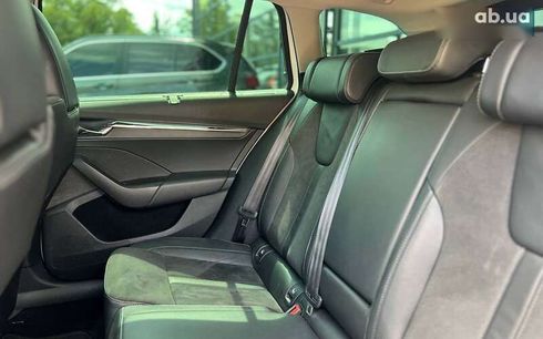 Skoda Octavia 2020 - фото 22