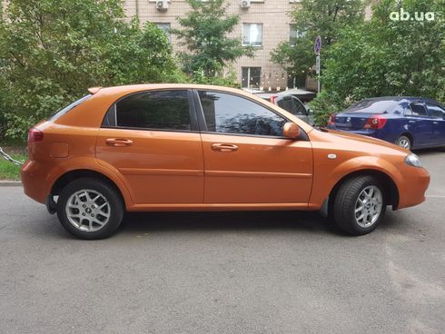 Chevrolet Lacetti 2007 оранжевый - фото 13