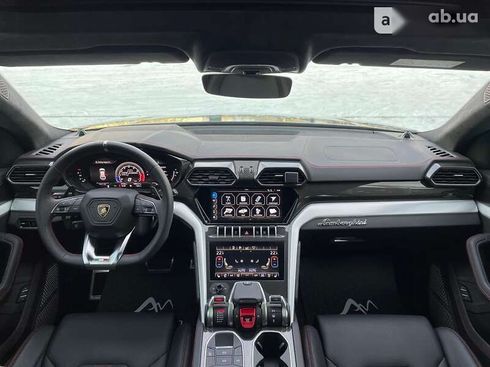 Lamborghini Urus 2020 - фото 18