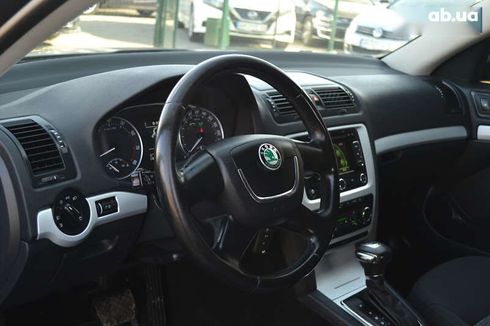 Skoda Octavia 2010 - фото 23