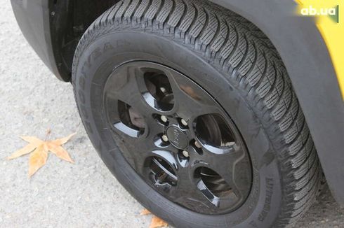 Jeep Renegade 2016 - фото 12