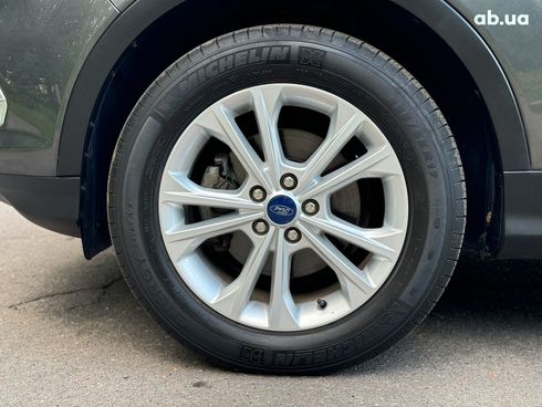 Ford Escape 2018 серый - фото 16
