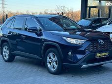 Продажа б/у Toyota RAV4 2019 года в Черновцах - купить на Автобазаре