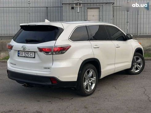 Toyota Highlander 2015 - фото 4