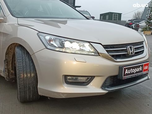 Honda Accord 2013 бежевый - фото 12
