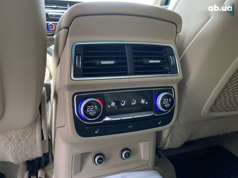 Audi Q7 2017 - фото 28