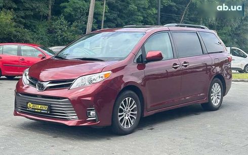 Toyota Sienna 2018 - фото 3