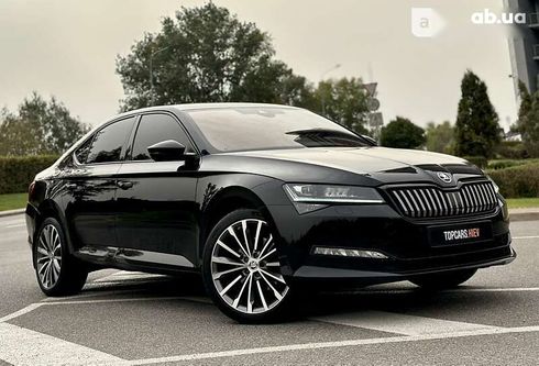 Skoda Superb 2020 - фото 18