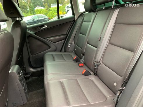 Volkswagen Tiguan 2015 серый - фото 15