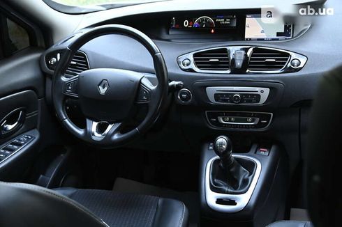 Renault Scenic 2015 - фото 27