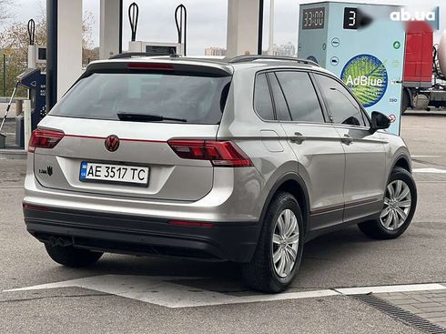 Volkswagen Tiguan 2017 - фото 9