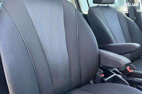 Mazda 5 2012 - фото 25