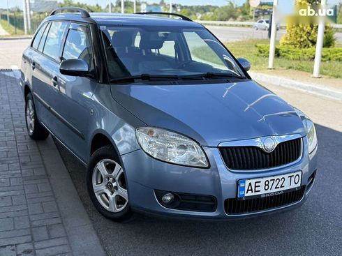 Skoda Fabia 2008 - фото 3