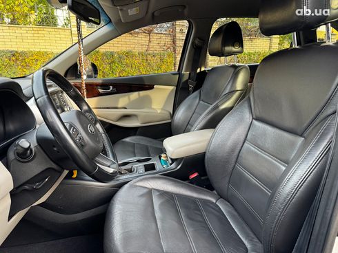 Kia Sorento 2017 черный - фото 23