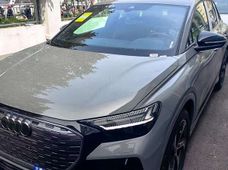 Продаж вживаних Audi Q4 e-tron в Києві - купити на Автобазарі