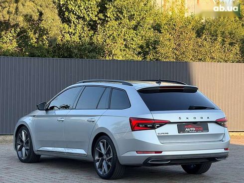 Skoda Superb 2021 - фото 6