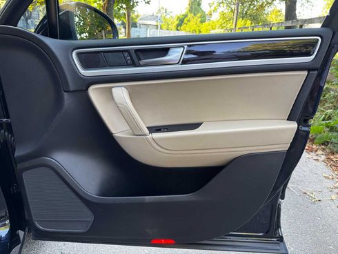 Volkswagen Touareg 2017 синий - фото 99