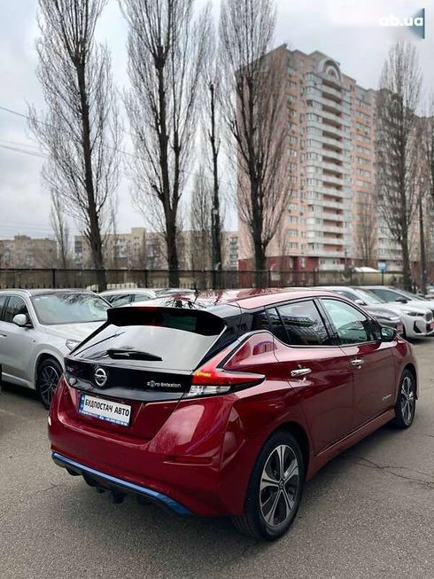 Nissan Leaf 2019 - фото 10