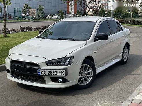 Mitsubishi Lancer 2015 - фото 2