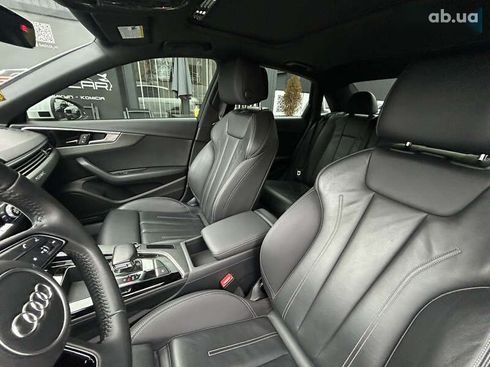 Audi A4 2019 - фото 26
