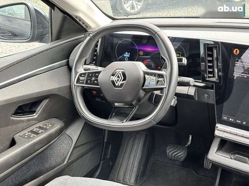 Renault Megane 2022 - фото 13