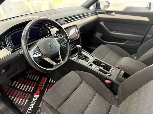 Volkswagen Passat 2020 - фото 21