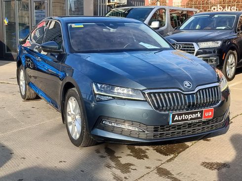 Skoda Superb 2021 серый - фото 3