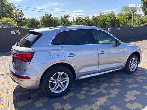 Audi Q5 2018 - фото 7