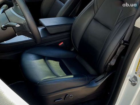 Tesla Model Y 2022 - фото 13