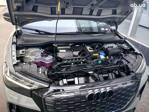 Audi Q4 e-tron 2025 - фото 6