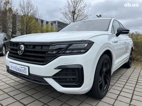 Volkswagen Touareg 2023 - фото 10