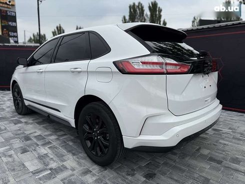 Ford Edge 2022 - фото 17