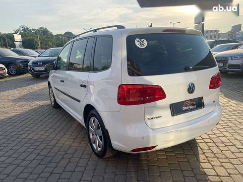 Volkswagen Touran 2015 - фото 4