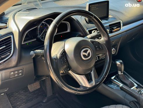 Mazda 3 2014 белый - фото 19