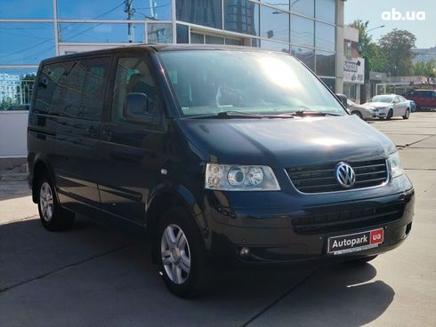 Volkswagen Multivan 2007 черный - фото 11