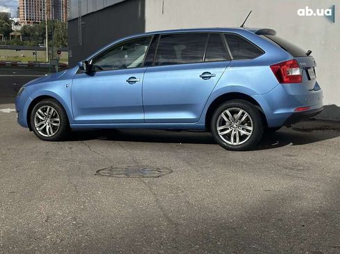 Skoda Spaceback 2015 - фото 12