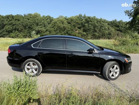 Volkswagen Passat 2013 черный - фото 15