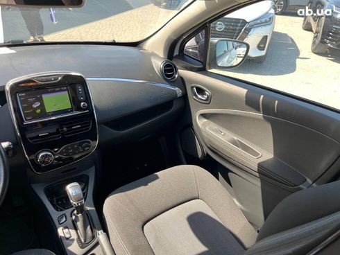 Renault Zoe 2017 белый - фото 23