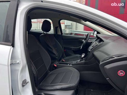 Ford Focus 2015 - фото 11