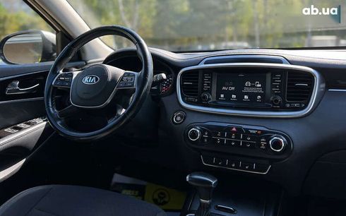 Kia Sorento 2018 - фото 12
