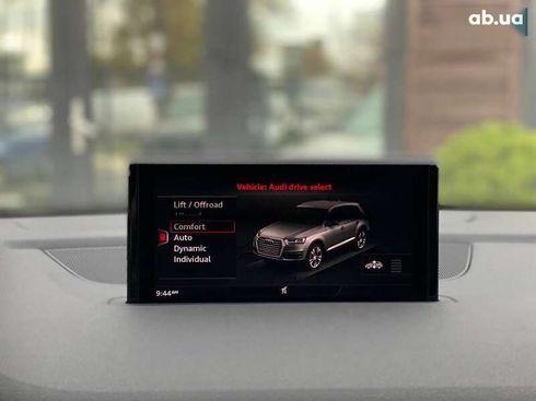 Audi Q7 2017 - фото 15