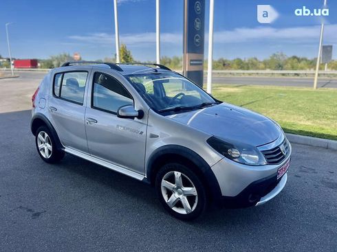 Dacia Sandero Stepway 2012 - фото 4