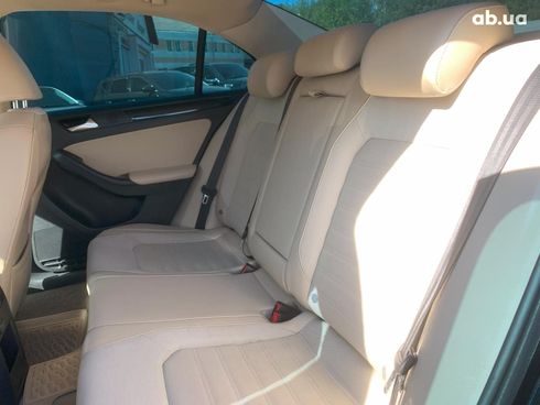 Volkswagen Jetta 2016 черный - фото 27