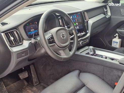 Volvo XC60 2023 черный - фото 9