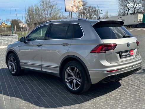 Volkswagen Tiguan 2019 серый - фото 5