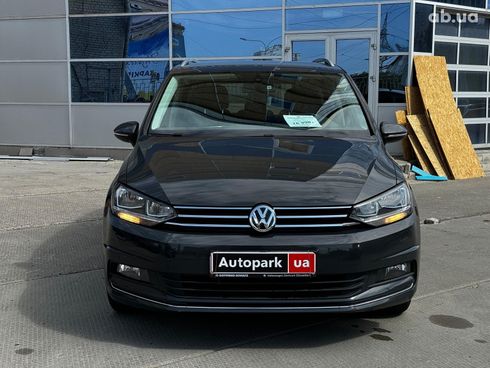 Volkswagen Touran 2019 серый - фото 2