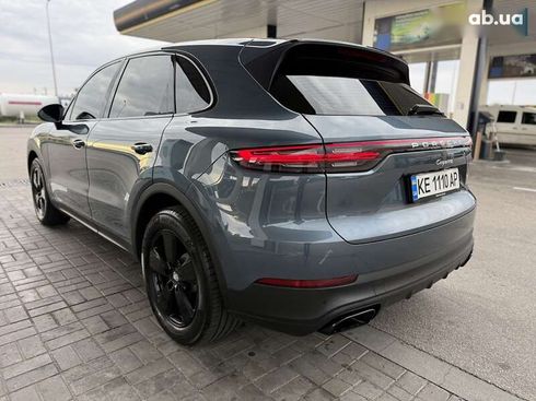 Porsche Cayenne 2018 - фото 16